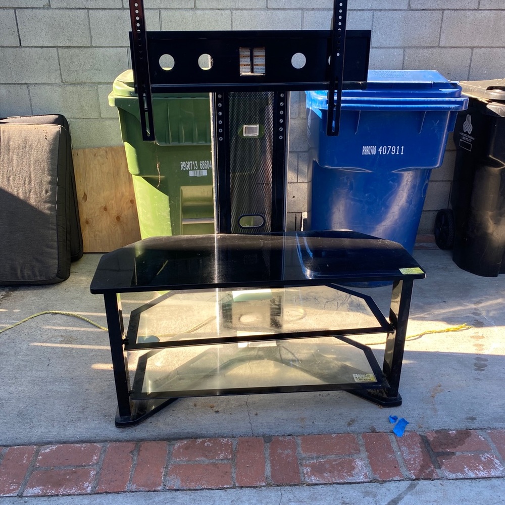 Tv stand